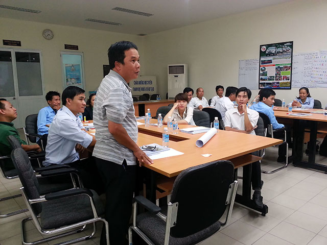 Kỹ năng bán hàng & chăm sóc Khách Hàng chuyên nghiệp - ISUZU (25 & 26.09.2014)